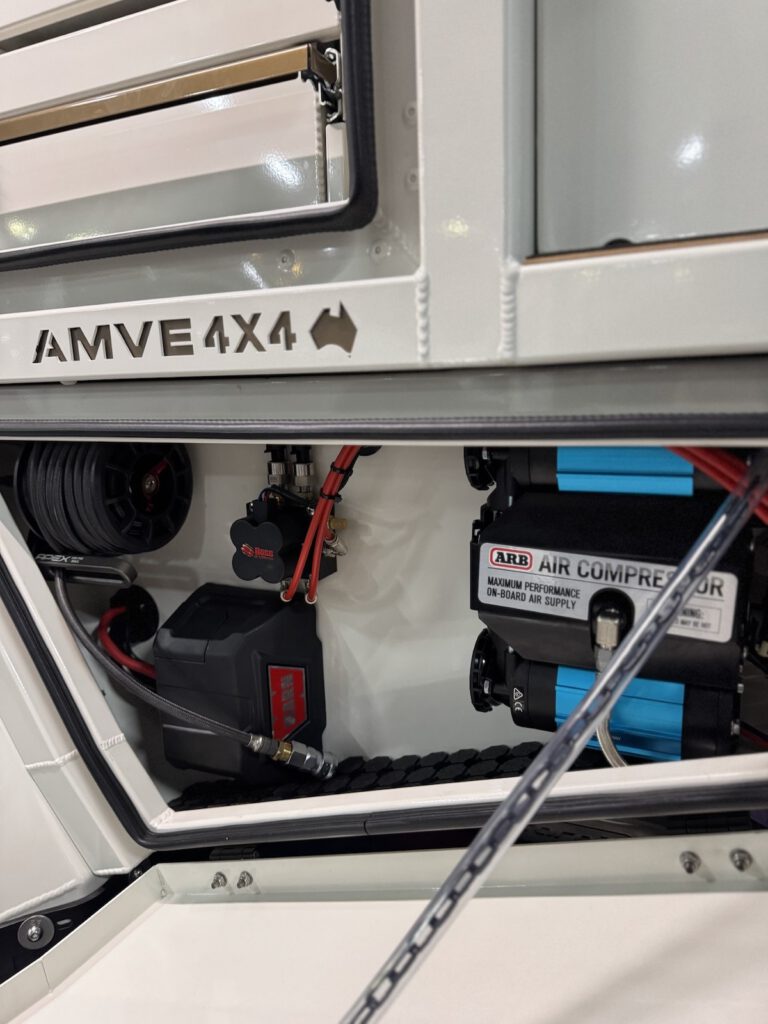 compressor and winch photo